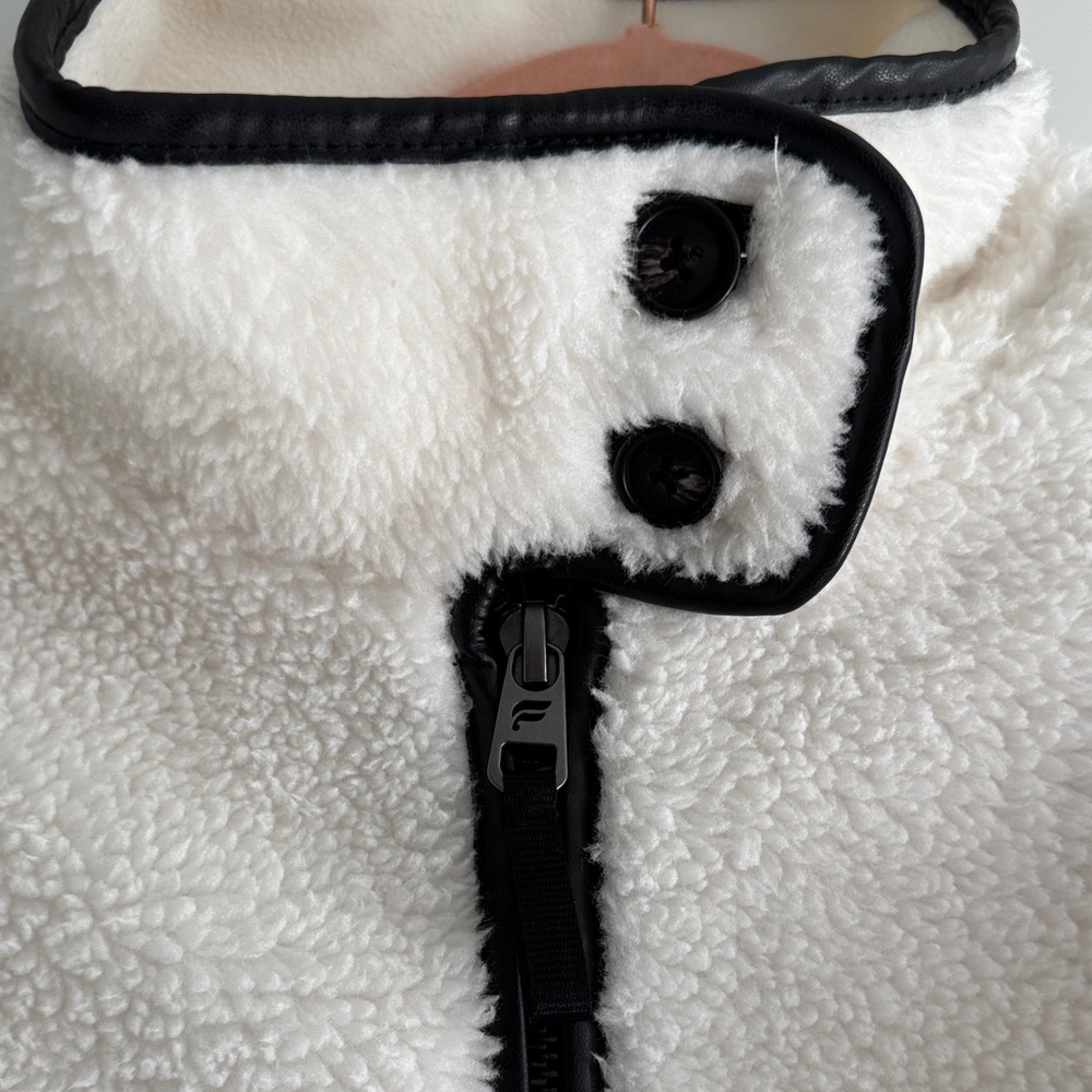 Fabletics Cream Sherpa Jacket with Black Piping - Picture 6 of 7